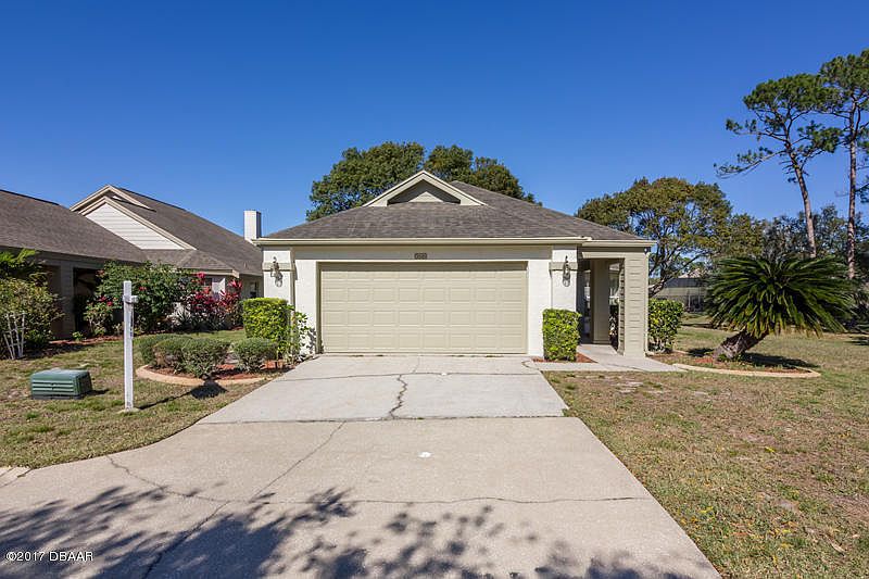 1st image of 564 Crooked Stick Dr