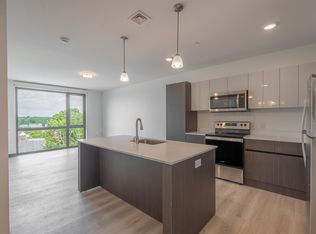 51 N Main St #308, Rochester, NH 03867