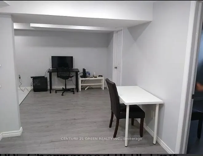 5995 Cherrywood Pl #BASEMENT — Photo 8