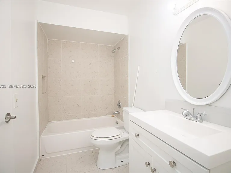 10085 NW 6th Ter — Photo 16
