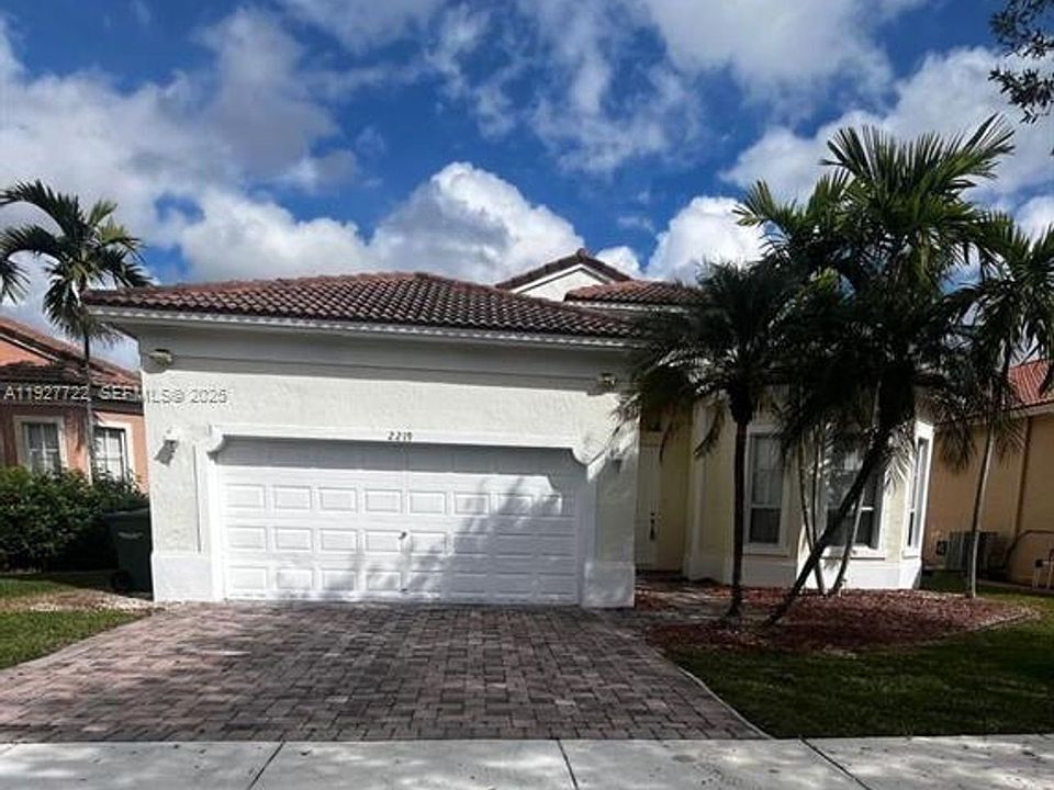 1st image of 2219 Portofino Ave #2219