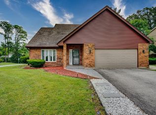 3431 Somerset Ln, Crete, IL 60417