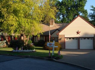 1320 Antler Ct, Allentown, PA 18104