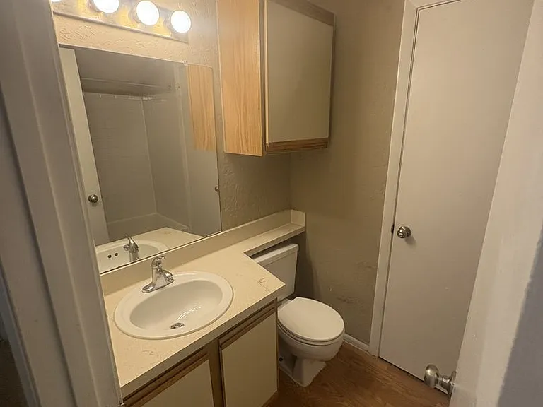 238 Afton Sq #207 — Photo 12