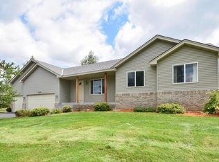 21527 Killdeer St NW, Oak Grove, MN 55011