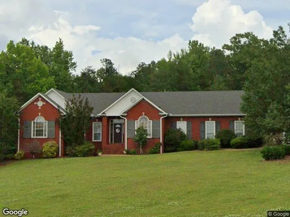 107 Greystone Dr, Oneonta, AL 35121