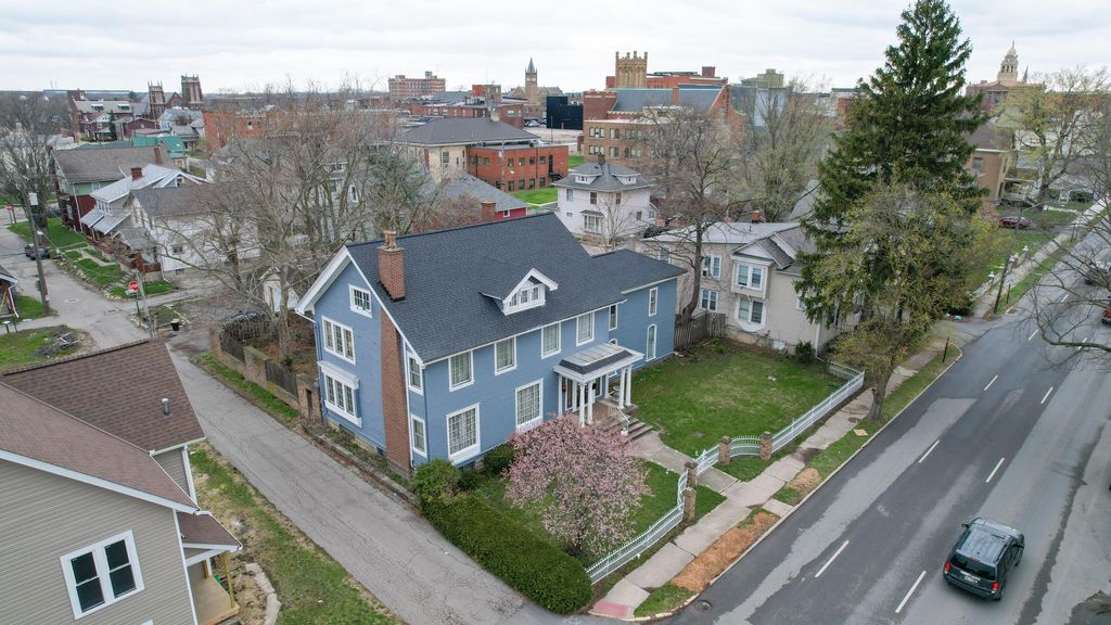Real estate listing image