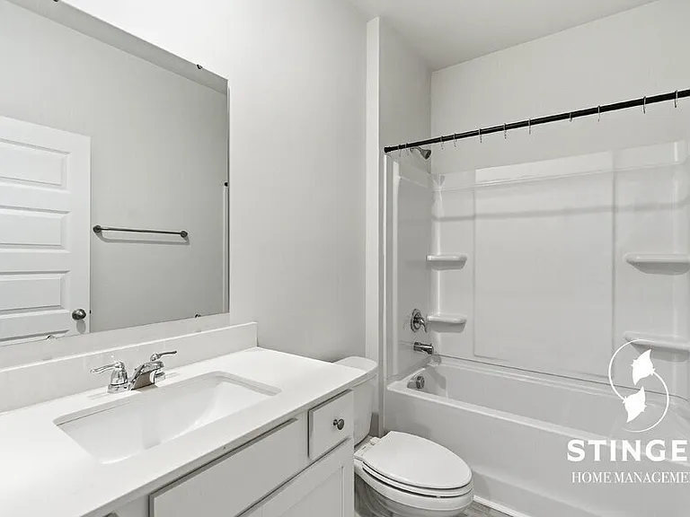 548 Hideaway St — Photo 8