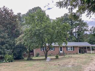 6821 Rebecca Cir, Cary, NC 27518