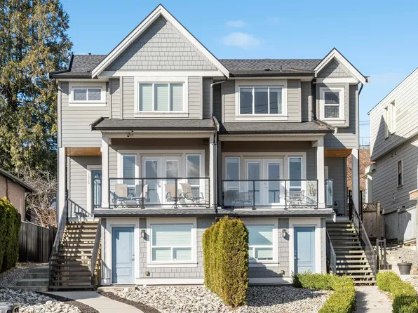 1927 River Dr, New Westminster, BC V3M 2B1