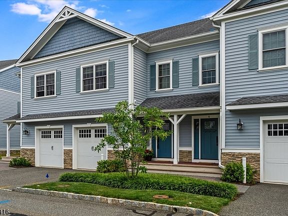 3rd image of 6 Clover Court