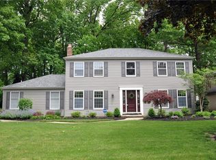 31376 Roberta Dr, Bay Village, OH 44140