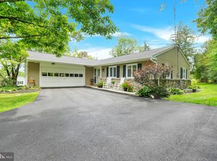 207 Hendricks Rd, Perkiomenville, PA 18074