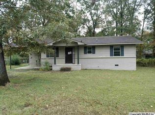 1802 Emanuel St, Gadsden, AL 35904