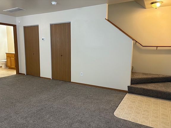 5th image of 2410 Leo Ave #A