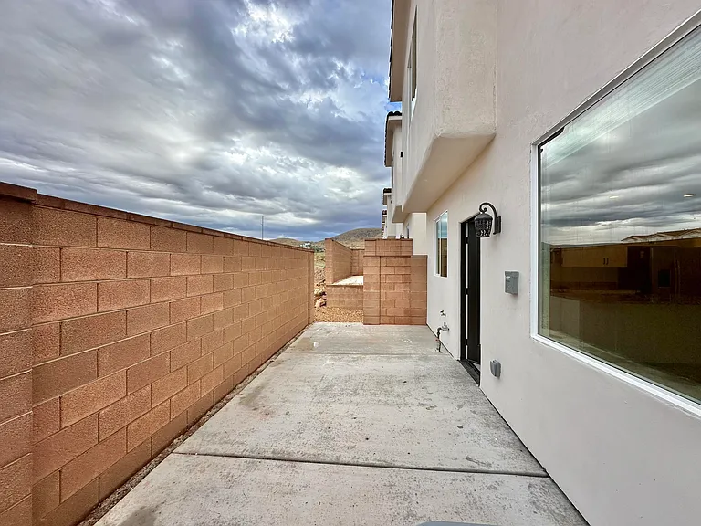 198 N 2480 W #87 — Photo 12