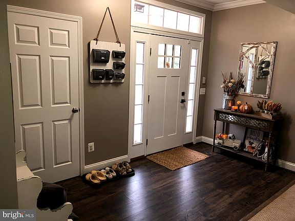3rd image of 6729 Timberbrook Ln