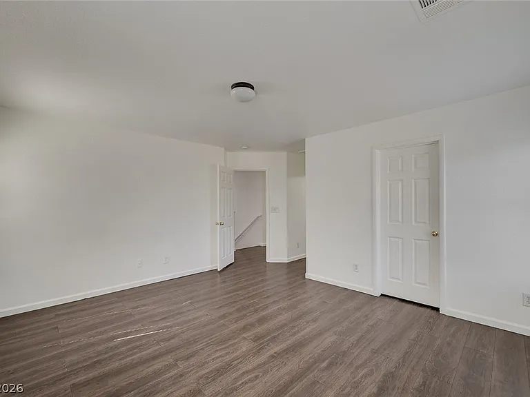 5672 Park City Ave — Photo 13