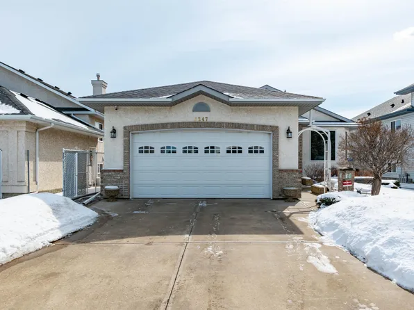 6247 162b Ave NW, Edmonton, AB T5Y 2S1
