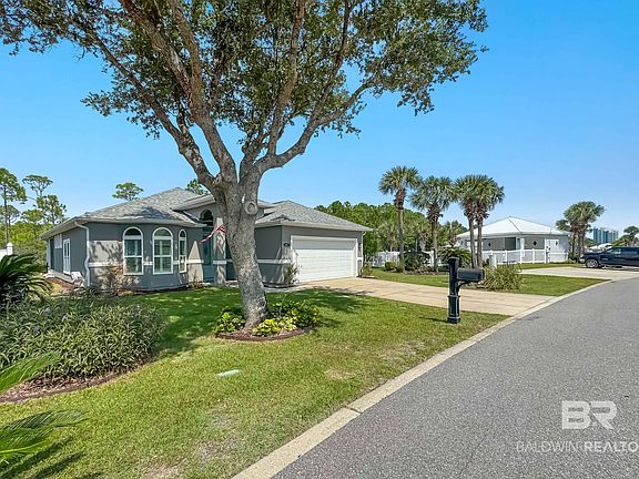 3rd image of 25211 Windward Pl