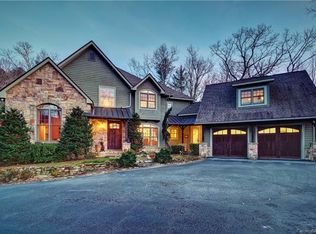 346 Running Fox Rd #26, Sapphire, NC 28774