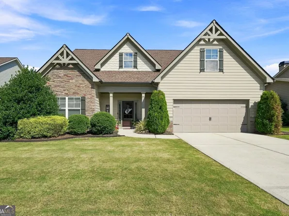 334 Red Cap Cir, Jefferson, GA 30549