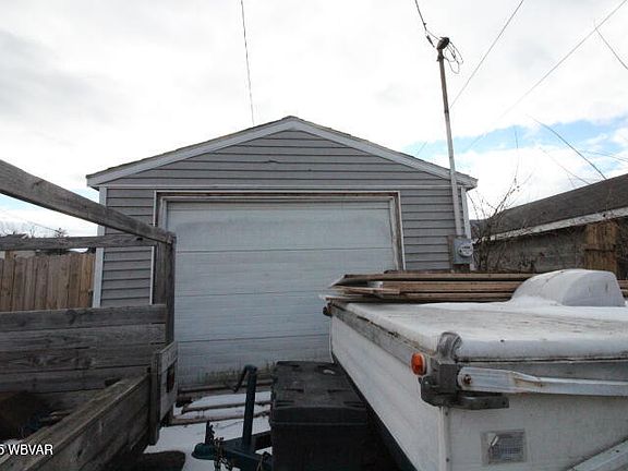 5th image of 2210 Lincoln St