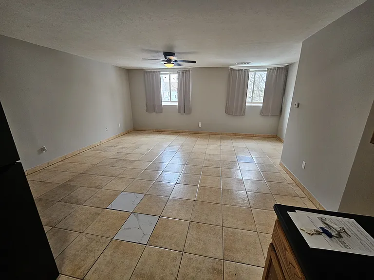 3009 Pearl Ave — Photo 4
