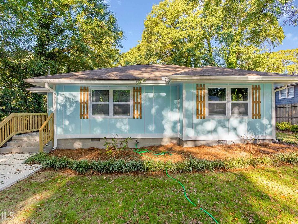 2nd image of 3004 Hilltop Dr
