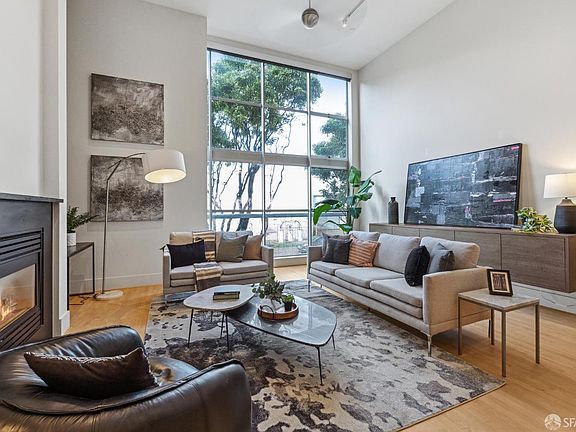 3rd image of 1011 23rd St APT 6