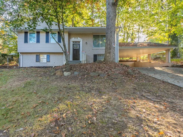 2465 Timberly Dr SE, Marietta, GA 30060