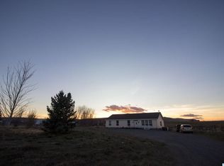 7502 W Van Giesen St, West Richland, WA