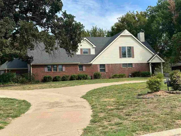 6 Cimarron Trl, Perkins, OK 74059