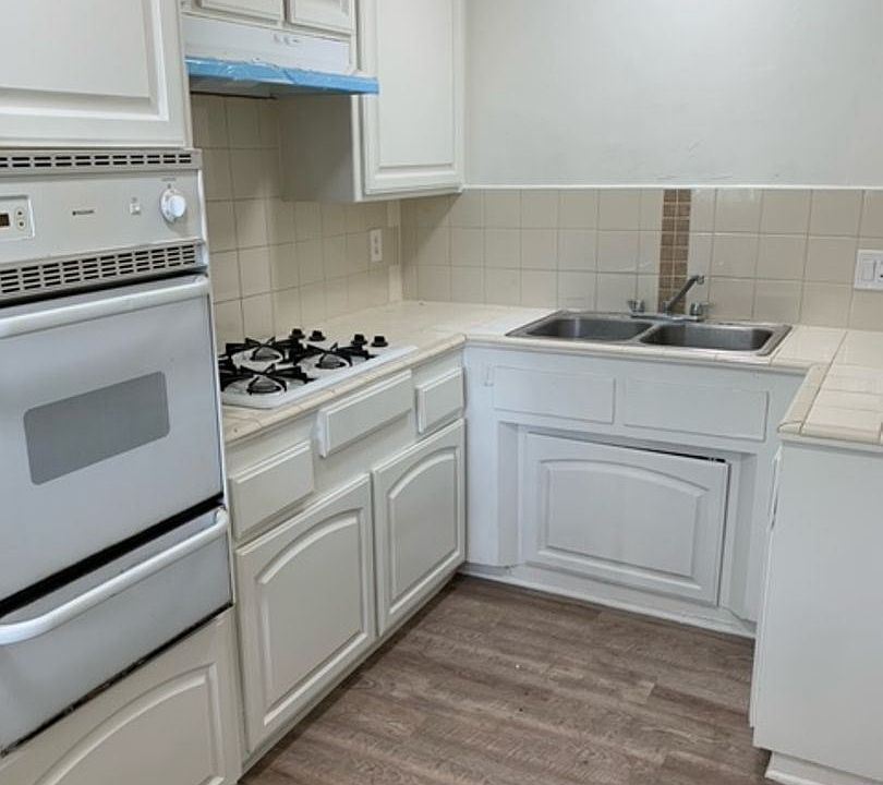 1st image of 9581 Alwood Ave #7