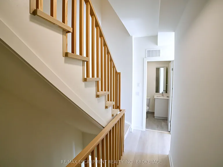 16 Melbourne Ave #308C — Photo 16