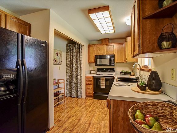 5th image of 141 Shamrock Ln