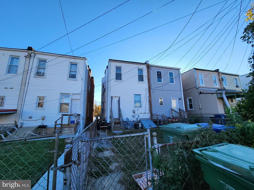 2nd image of 428 N Hilton St