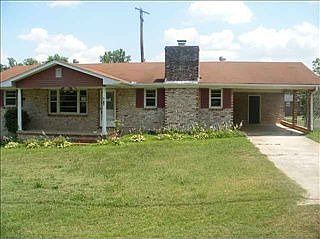 1st image of 16 Latham Dr