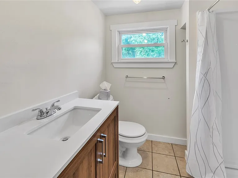 116 Purvis Ln — Photo 22