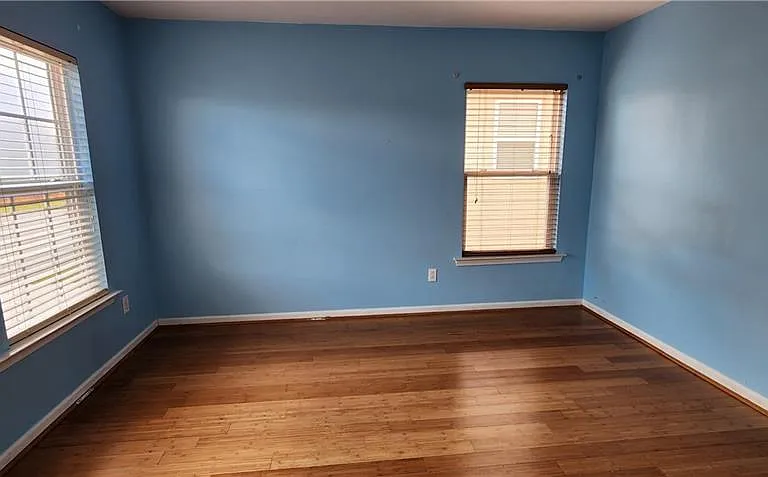 479 Briarfield Xing — Photo 18