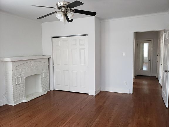 2nd image of 6532 N Sacramento Ave APT 1S