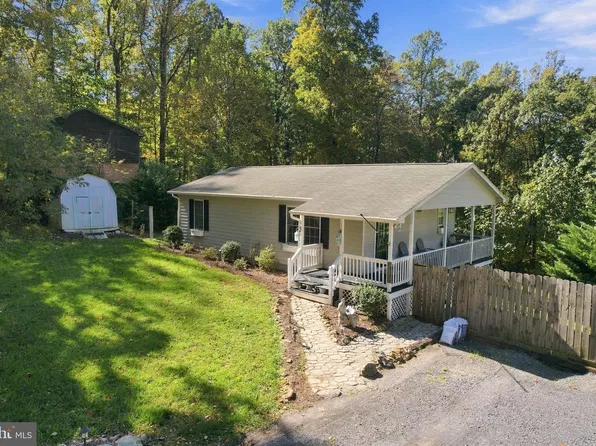 385 Freeze Rd, Linden, VA 22642