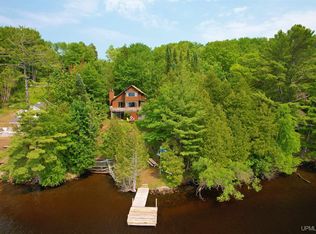 47001 N Lower Point Mills Rd, Dollar Bay, MI 49922