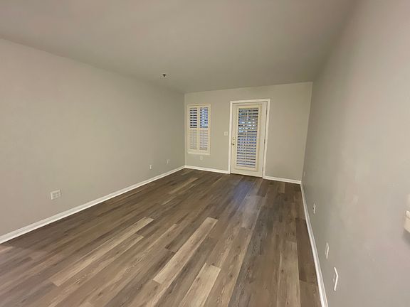 3rd image of 30970 Paradise Cmns APT 313