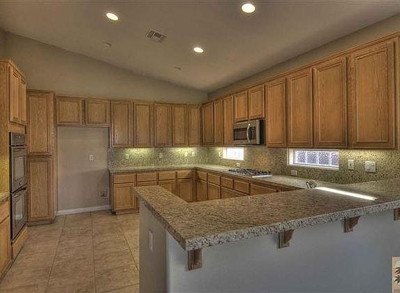 4th image of 80182 Green Hills Dr