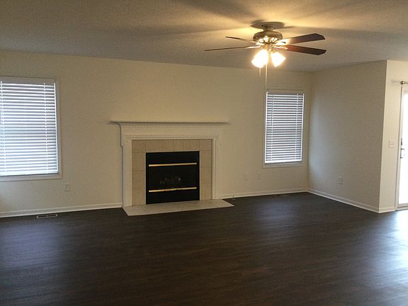 4th image of 7885 Butterfield Ln