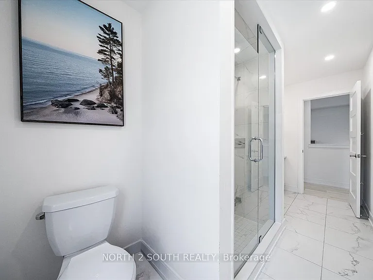 118 Berkely St — Photo 31