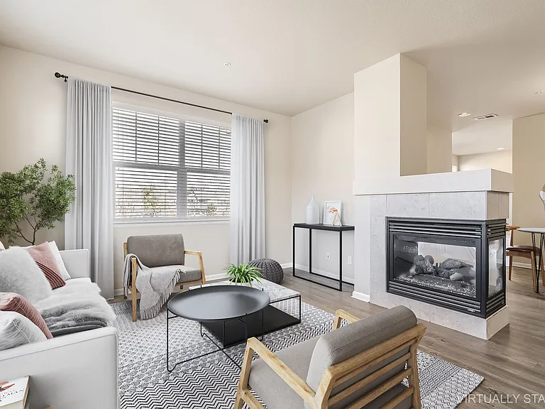 Maple Leaf Townhomes — Photo 13