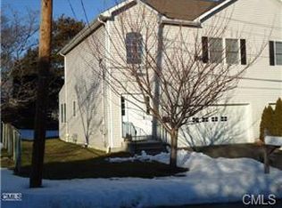 10 Edison Ave, Fairfield, CT 06825