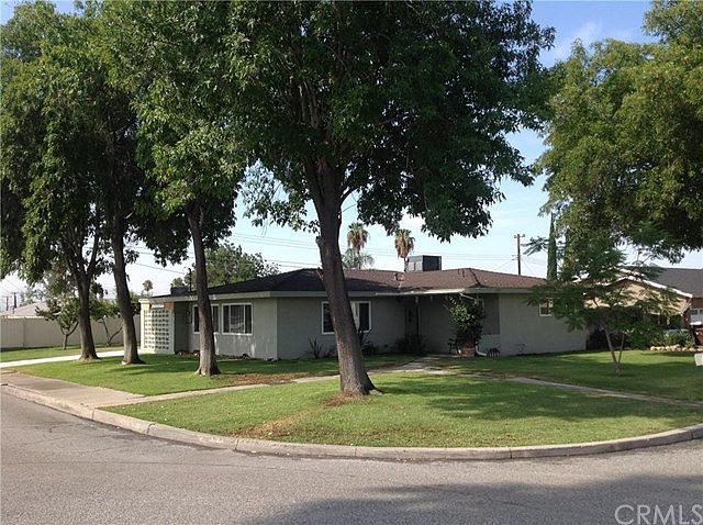 1st image of 27241 11th St